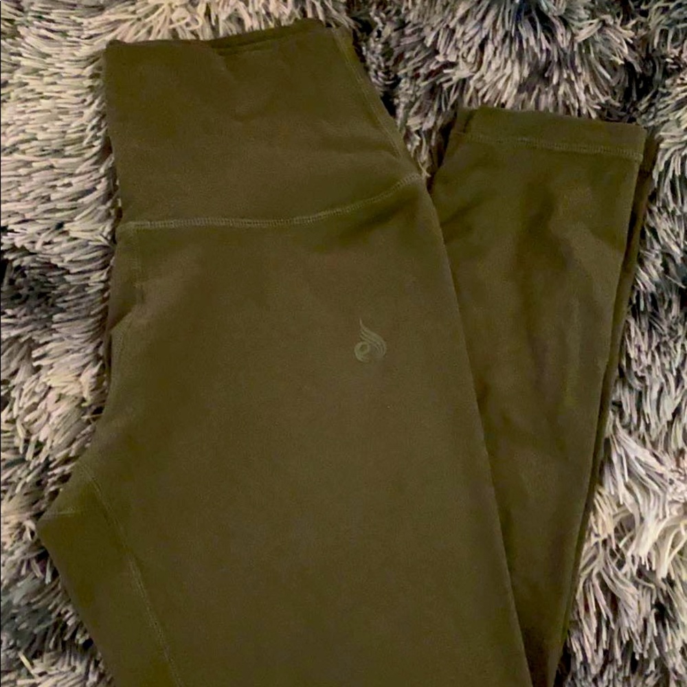 Like New Ryderwear 7/8 Leggings